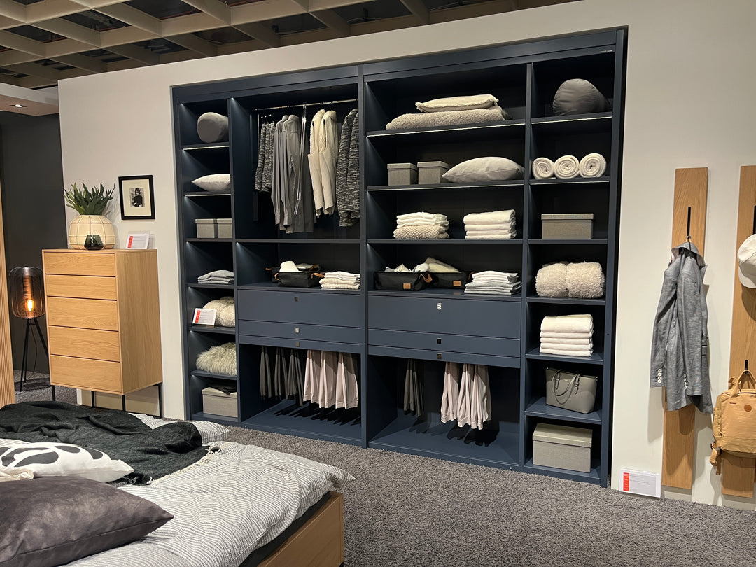 Comfort Close - Kleiderschrank