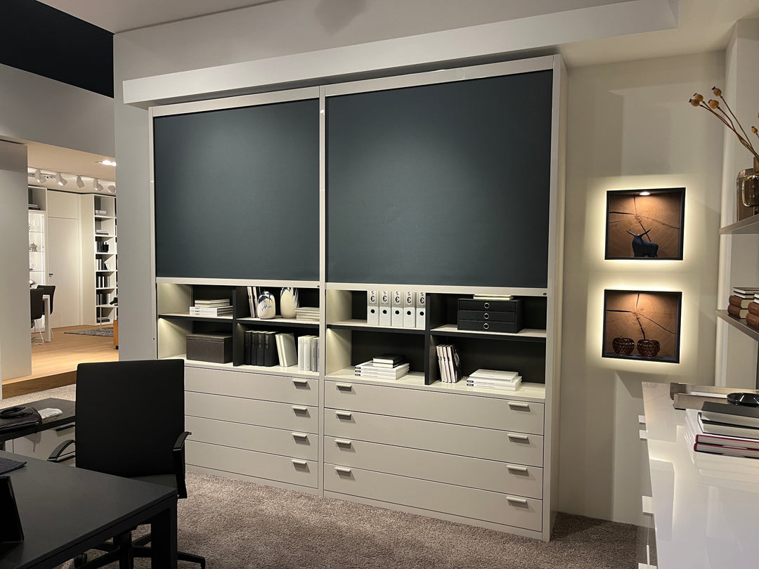 Comfort Close - Bücherregal