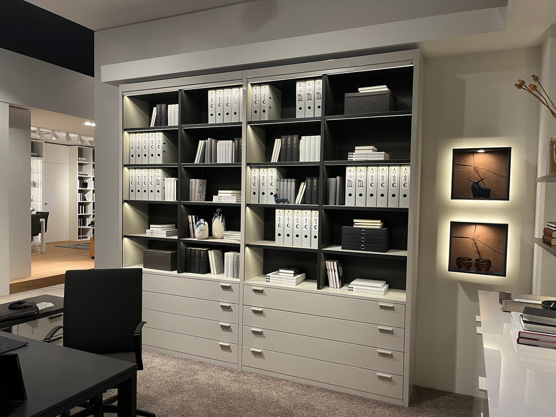 Comfort Close - Bücherregal