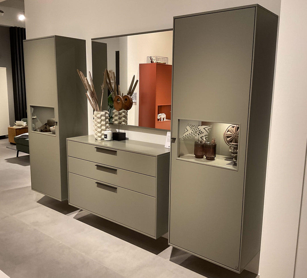 Kara Frame Garderobe - Musterring - Garderobe