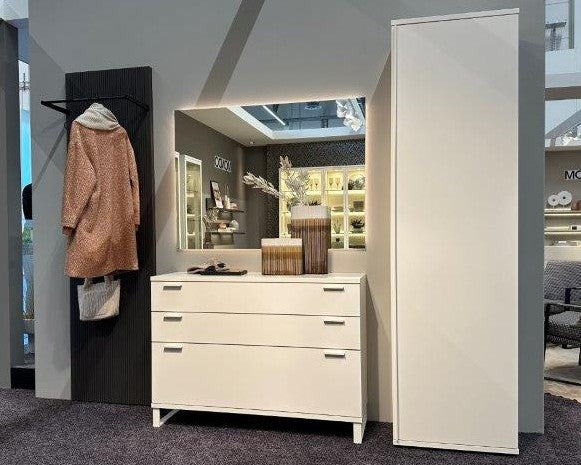 Siena - Garderobe mit Kufen und Sockelgleitern