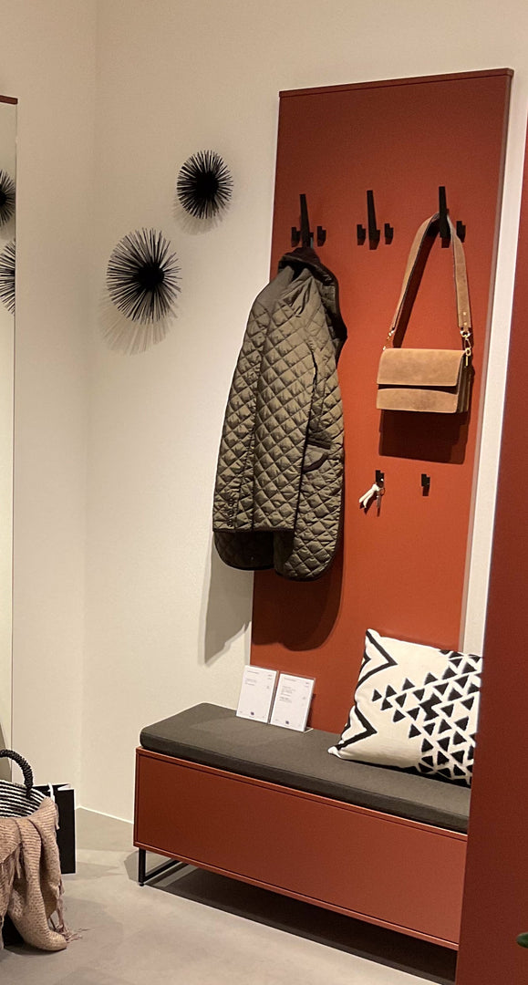 Kara Frame Garderobe - Musterring - Garderobenbank mit Garderobenpaneel