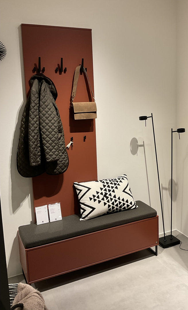 Kara Frame Garderobe - Musterring - Garderobenbank mit Garderobenpaneel