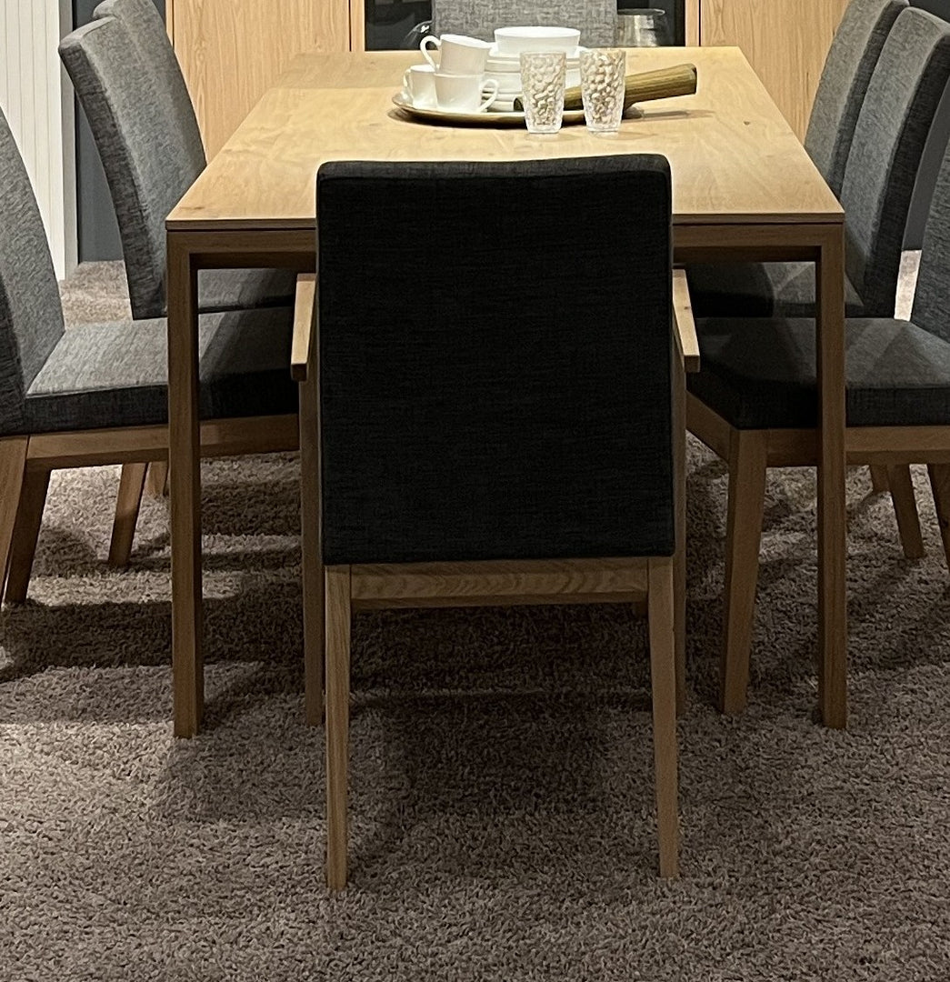 Harmony - Stuhl Holz Vierfuß R2 mit Armlehne