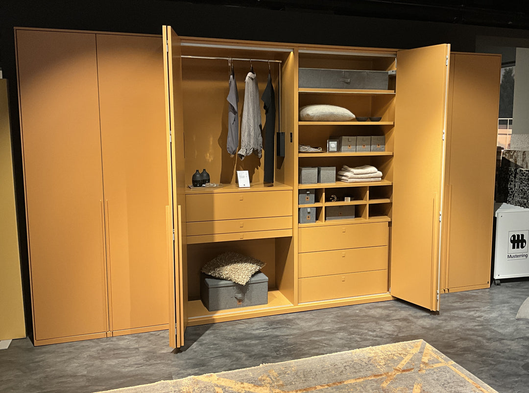 Kara Frame Schlafen - Musterring - Kleiderschrank