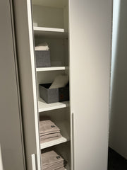 Kara Frame Schlafen - Musterring - Kleiderschrank
