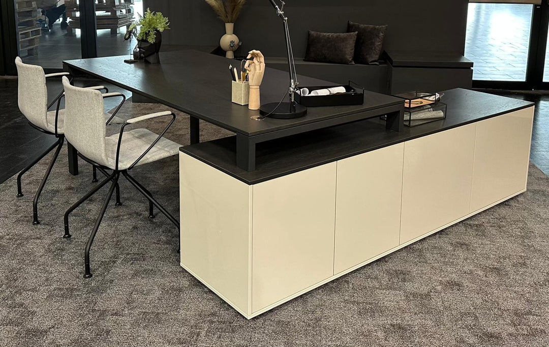 Deviso - B - Schreibtischkombination mit Raumteiler